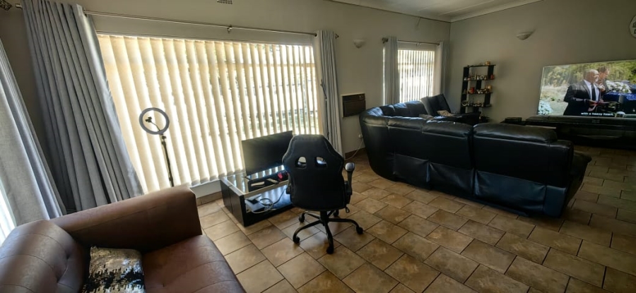 4 Bedroom Property for Sale in Parys Free State